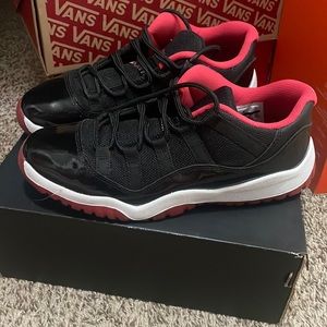 Jordan 11 Retro Low BP